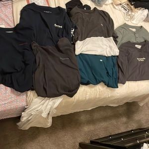 Abercrombie long-sleeve shirts size Medium for men
